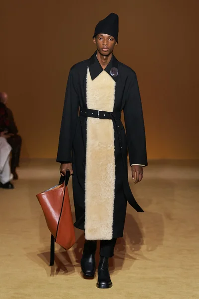 Look 29